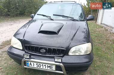 Минивэн Kia Carnival 2000 в Обухове