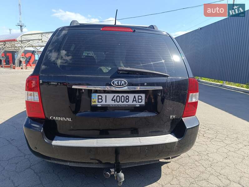 Мінівен Kia Carnival 2007 в Полтаві фото 3 Мінівен Kia Carnival 2007 в Полтаві