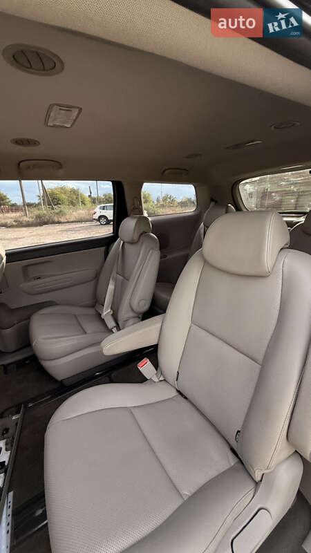 Мінівен Kia Carnival 2017 в Білгороді-Дністровському фото 13 Мінівен Kia Carnival 2017 в Білгороді-Дністровському