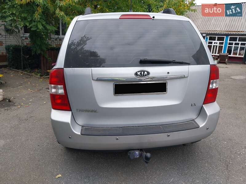 Мінівен Kia Carnival 2006 в Києві