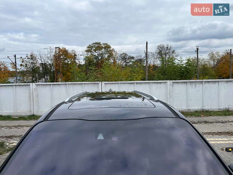 Мінівен Kia Carnival 2014 в Києві