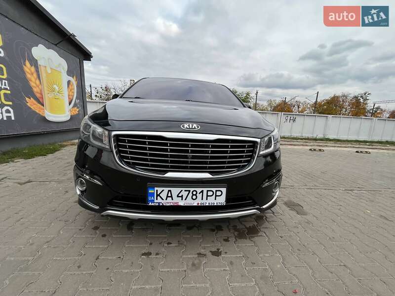 Мінівен Kia Carnival 2014 в Києві