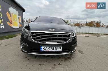 Мінівен Kia Carnival 2014 в 