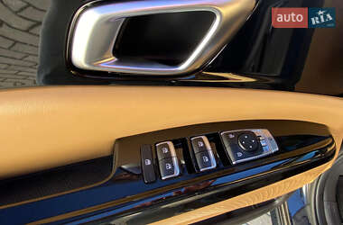 Минивэн Kia Carnival 2021 в 