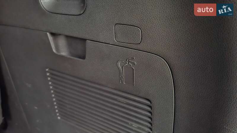 Минивэн Kia Carnival 2021 в Киеве фото 19 Минивэн Kia Carnival 2021 в Киеве