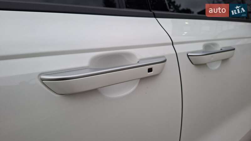 Минивэн Kia Carnival 2021 в Киеве фото 89 Минивэн Kia Carnival 2021 в Киеве