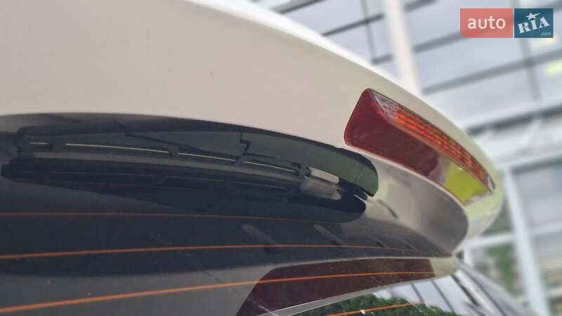 Минивэн Kia Carnival 2021 в Киеве фото 129 Минивэн Kia Carnival 2021 в Киеве