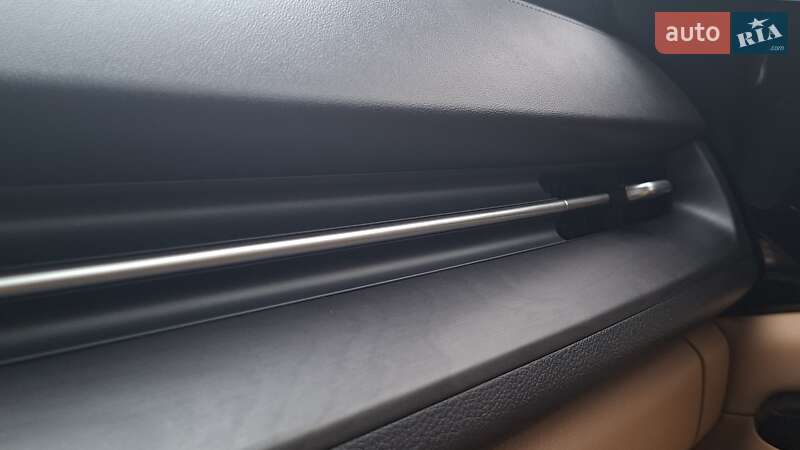 Минивэн Kia Carnival 2021 в Киеве фото 160 Минивэн Kia Carnival 2021 в Киеве