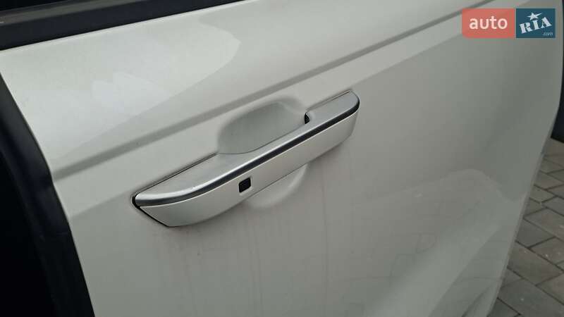 Минивэн Kia Carnival 2021 в Киеве фото 186 Минивэн Kia Carnival 2021 в Киеве