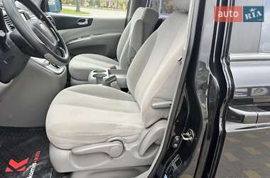 Минивэн Kia Carnival 2006 в 