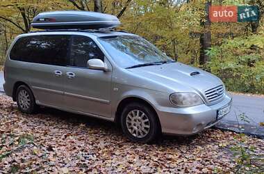 Мінівен Kia Carnival 2002 в Ужгороді