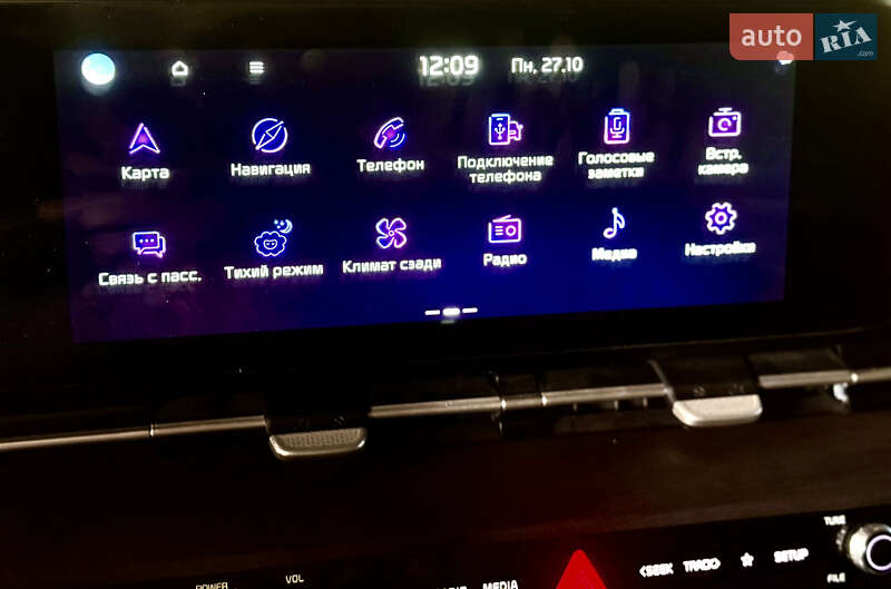 Мінівен Kia Carnival 2021 в Києві