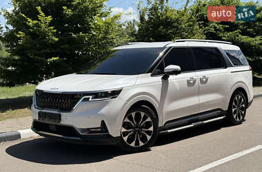 Минивэн Kia Carnival 2022 в Киеве