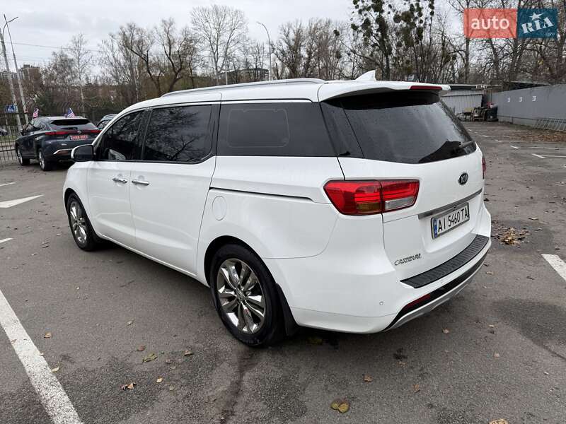 Минивэн Kia Carnival 2016 в Киеве фото 5 Минивэн Kia Carnival 2016 в Киеве