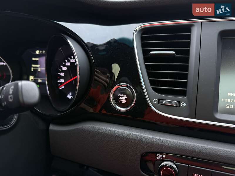 Минивэн Kia Carnival 2016 в Киеве фото 22 Минивэн Kia Carnival 2016 в Киеве