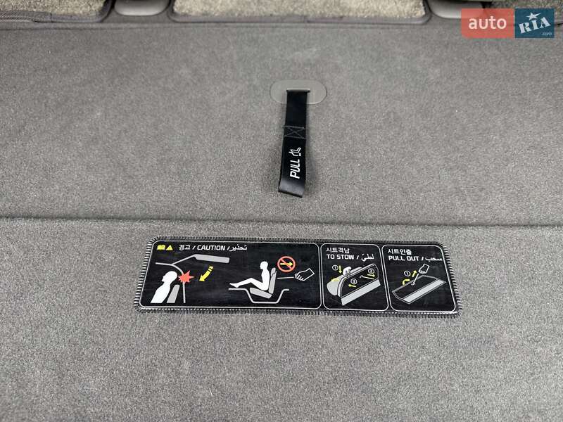 Минивэн Kia Carnival 2016 в Киеве фото 46 Минивэн Kia Carnival 2016 в Киеве