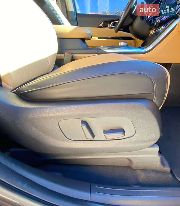 Мінівен Kia Carnival 2021 в Рівному