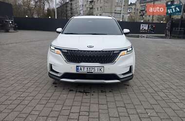 Минивэн Kia Carnival 2021 в Тысменице