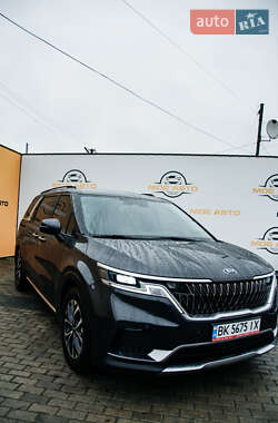 Минивэн Kia Carnival 2021 в Ровно
