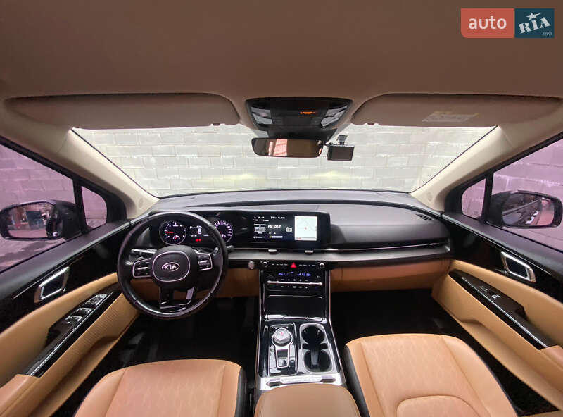 Минивэн Kia Carnival 2021 в Ровно