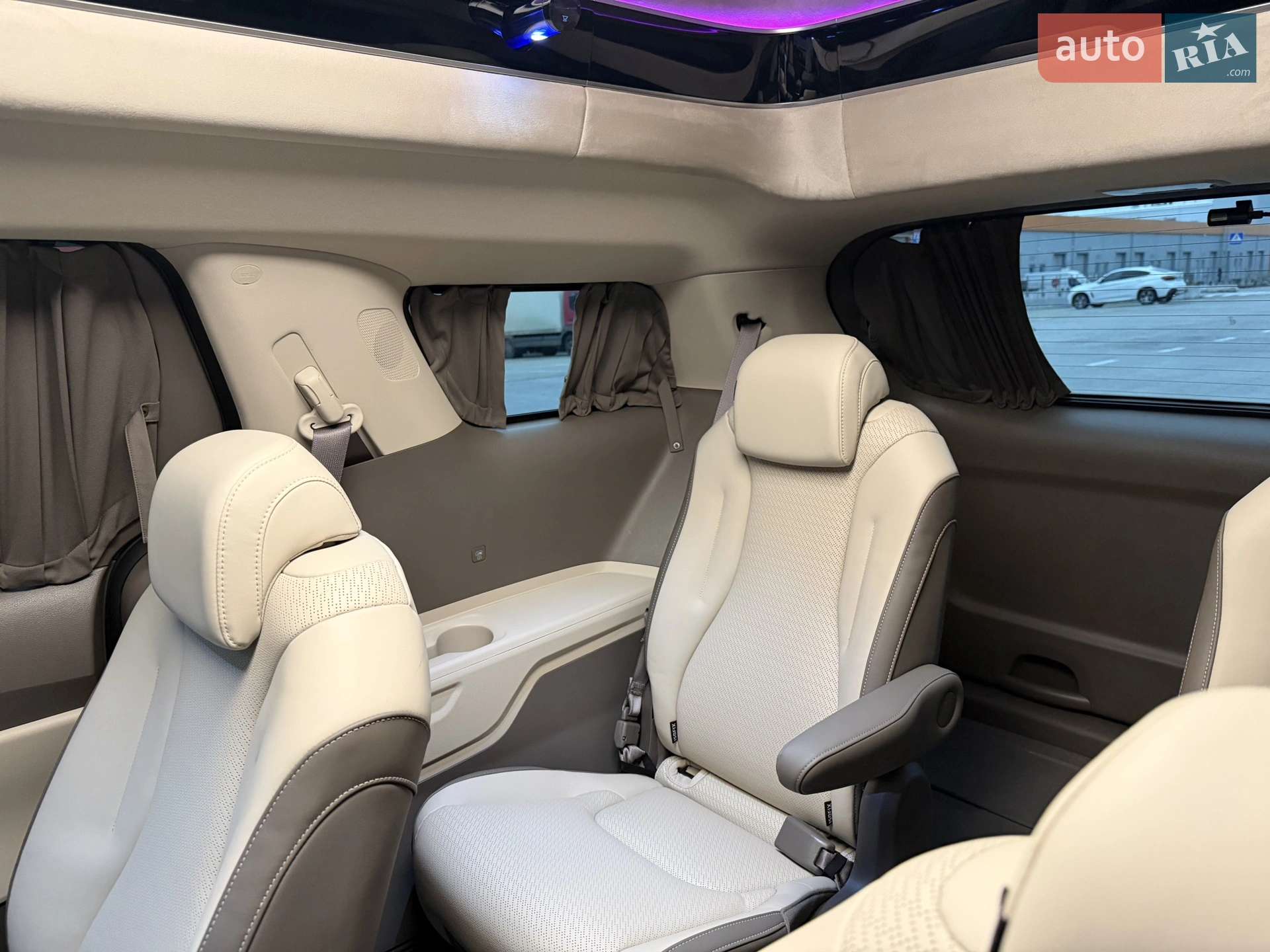 2024 Kia Carnival - мініатюра 55