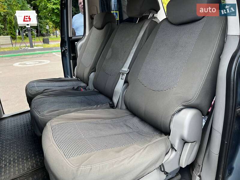 Минивэн Kia Carnival 2008 в Хмельницком фото 12 Минивэн Kia Carnival 2008 в Хмельницком
