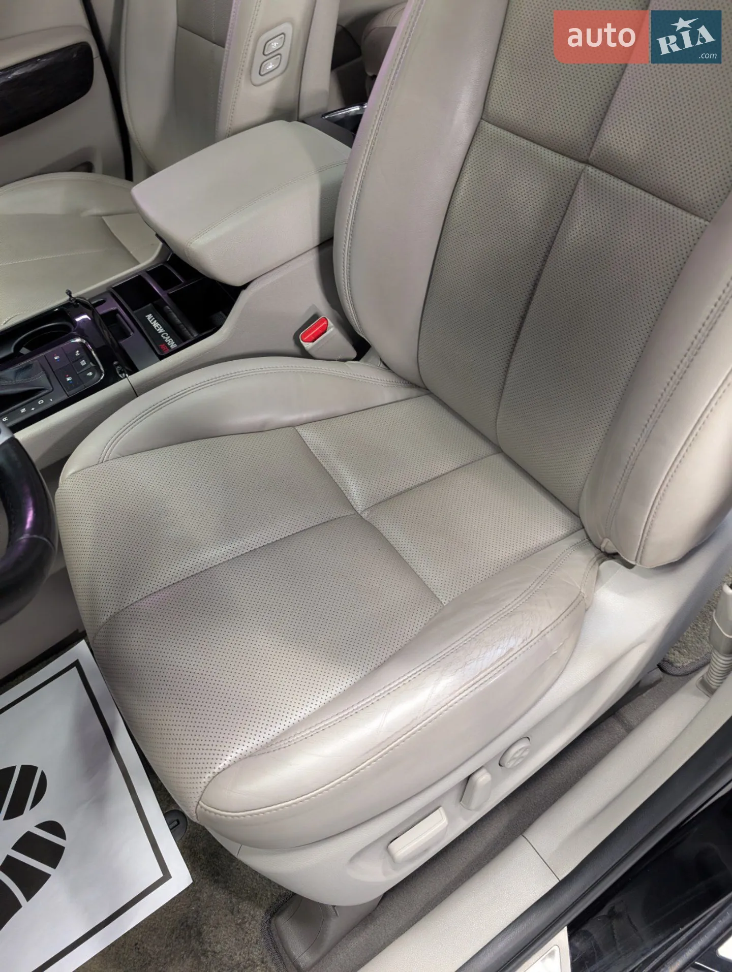 2017 Kia Carnival - мініатюра 22