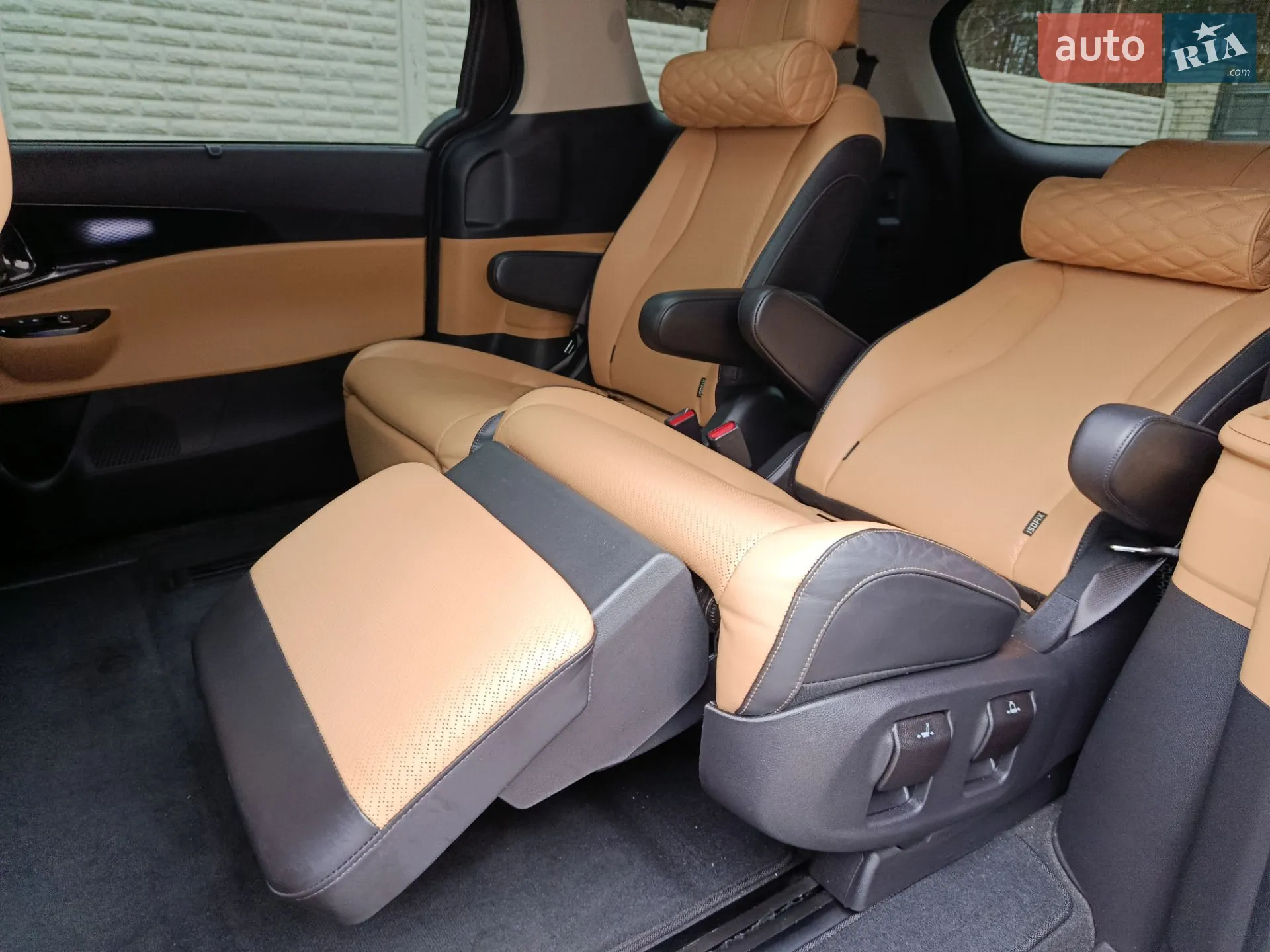 2021 Kia Carnival - мініатюра 15
