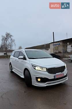 Мінівен Kia Carnival 2014 в Калинівці