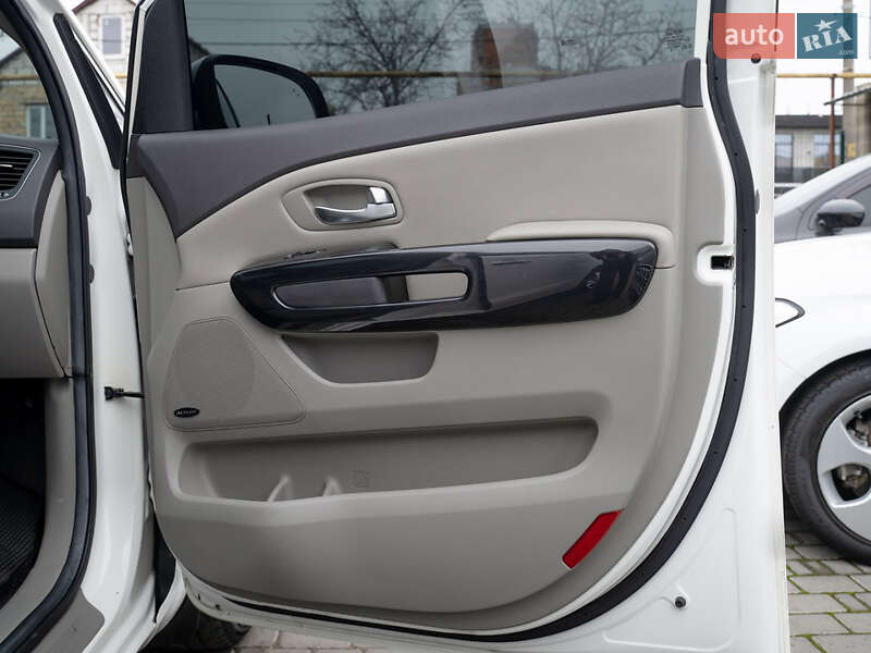 Мінівен Kia Carnival 2014 в Одесі