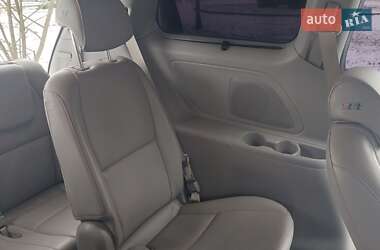 Минивэн Kia Carnival 2014 в Полтаве