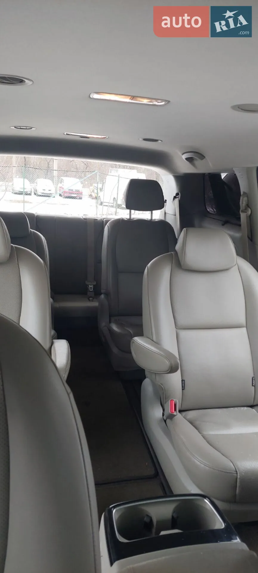 2014 Kia Carnival - мініатюра 21