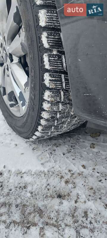 Минивэн Kia Carnival 2014 в Полтаве
