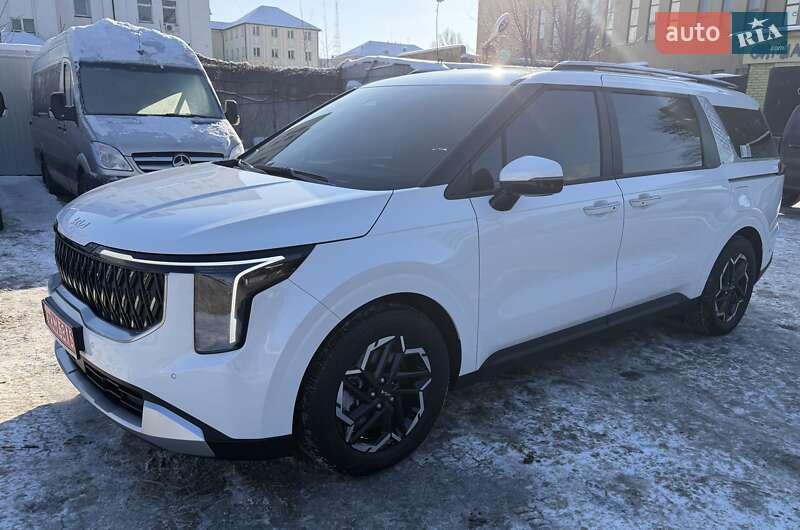 Минивэн Kia Carnival 2024 в Киеве фото 4 Минивэн Kia Carnival 2024 в Киеве