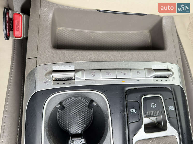 Минивэн Kia Carnival 2020 в Одессе