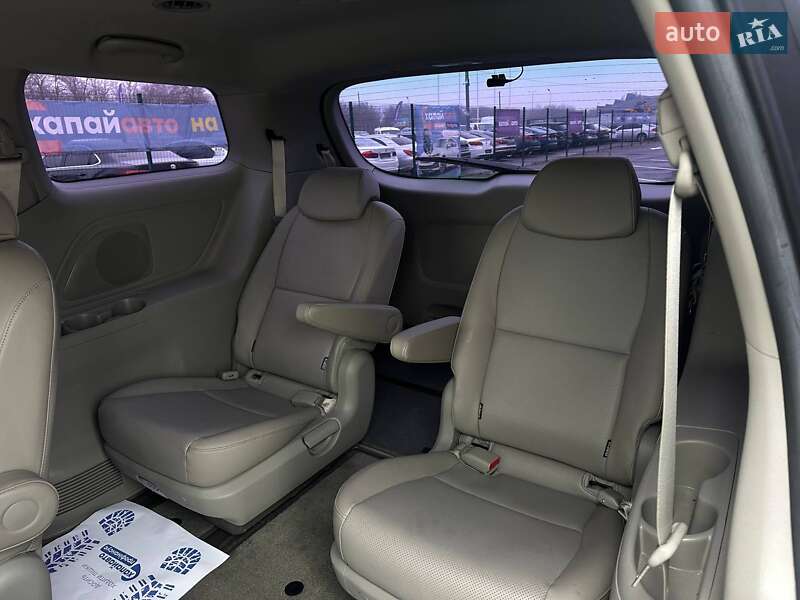 Минивэн Kia Carnival 2017 в Одессе фото 11 Минивэн Kia Carnival 2017 в Одессе