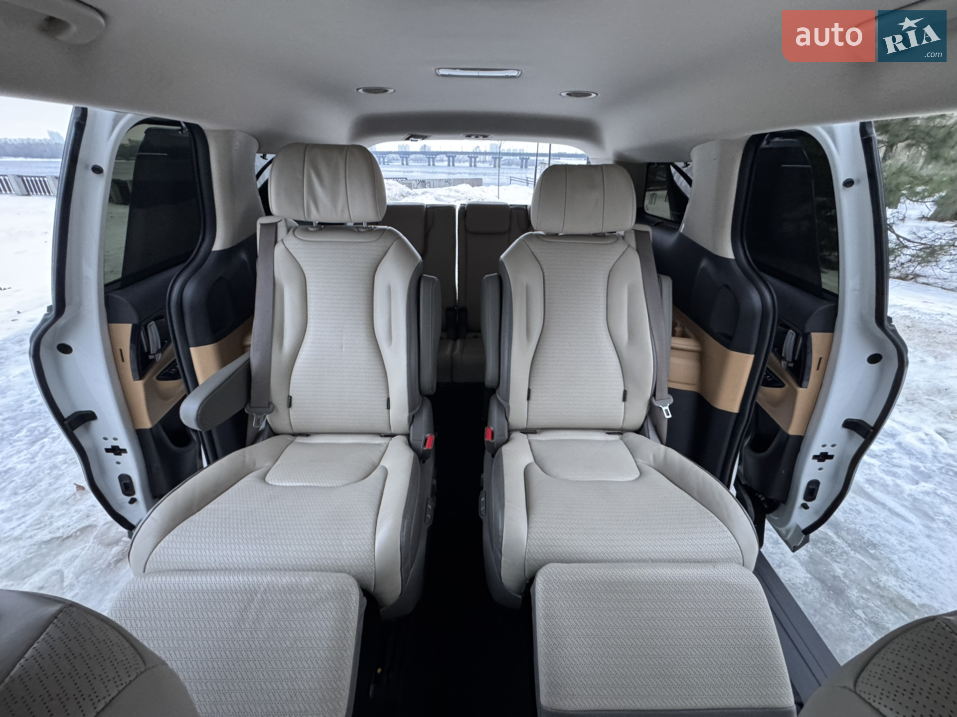 2021 Kia Carnival - мініатюра 29