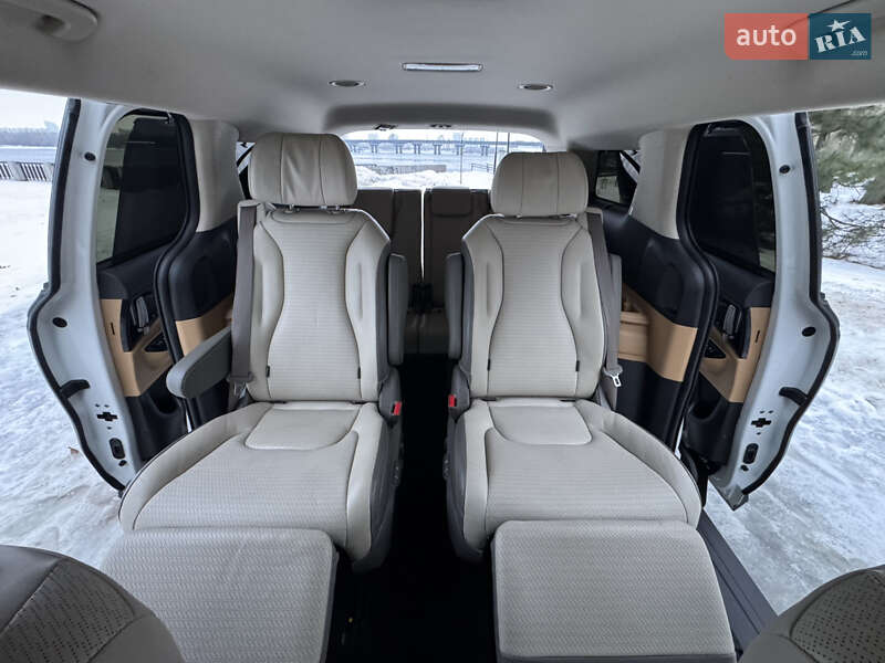Минивэн Kia Carnival 2021 в Киеве фото 19 Минивэн Kia Carnival 2021 в Киеве