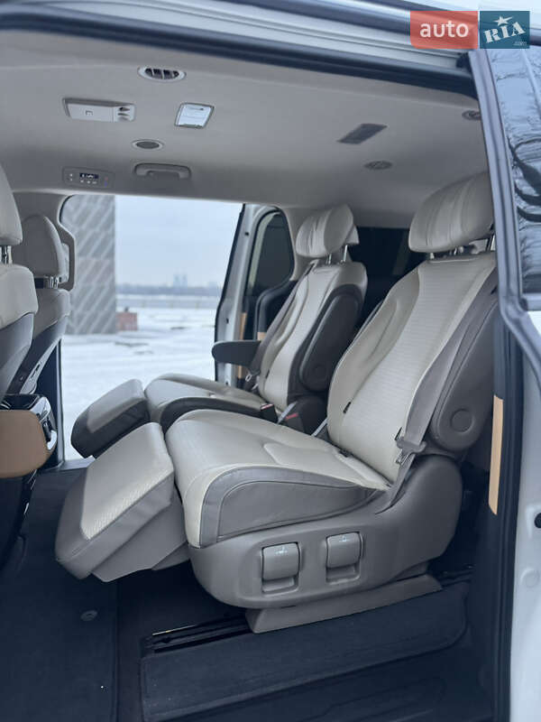 Минивэн Kia Carnival 2021 в Киеве фото 28 Минивэн Kia Carnival 2021 в Киеве