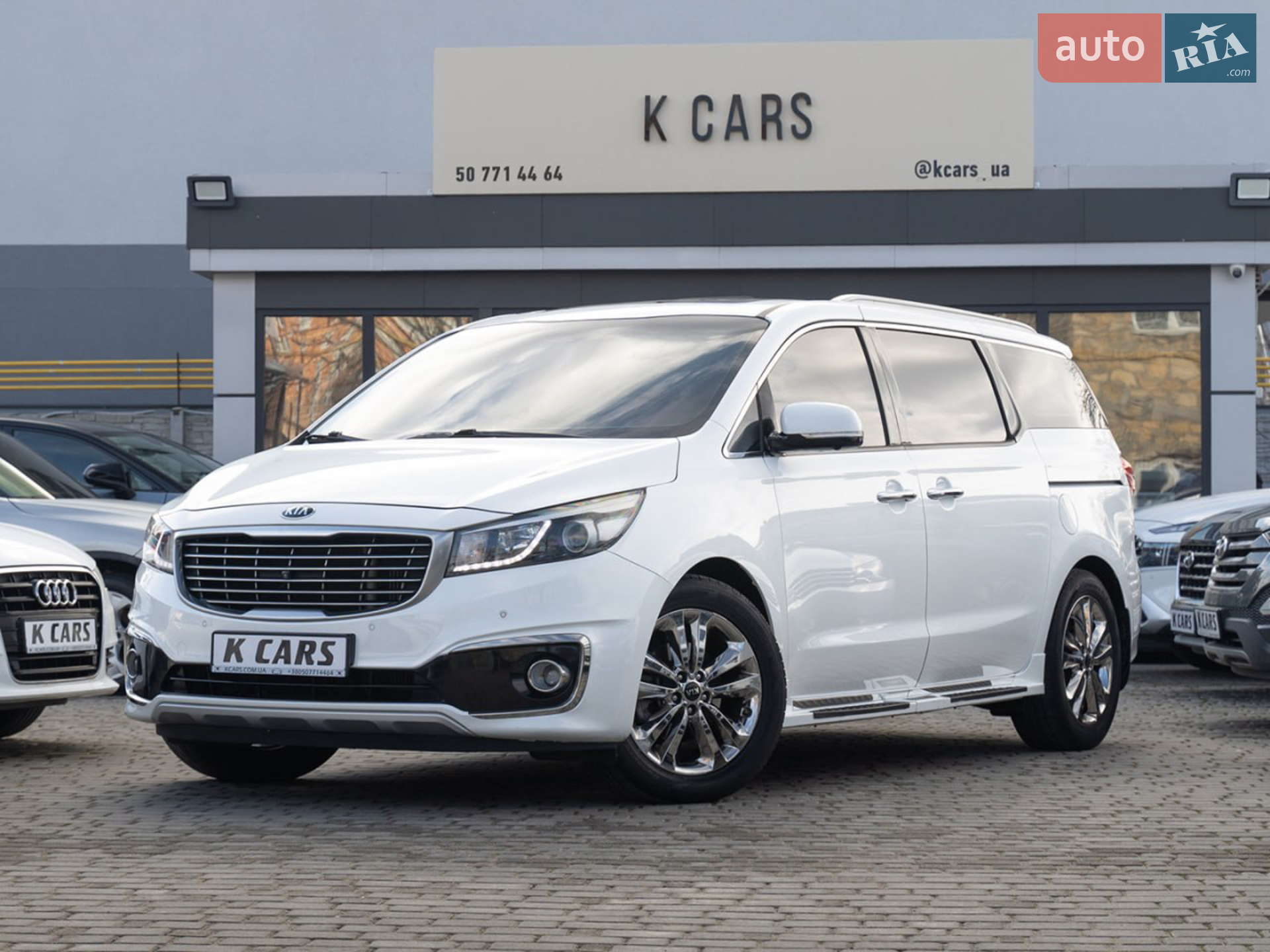 2014 Kia Carnival - мініатюра 2