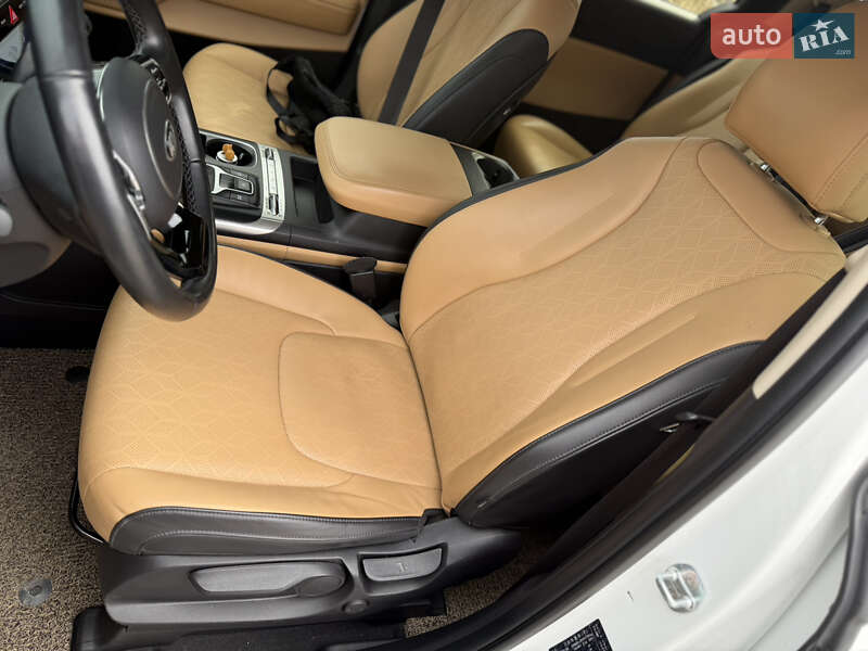 Минивэн Kia Carnival 2021 в Ивано-Франковске фото 25 Минивэн Kia Carnival 2021 в Ивано-Франковске