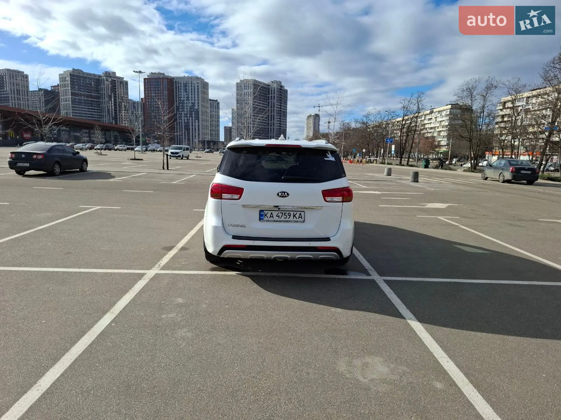 2016 Kia Carnival - мініатюра 7