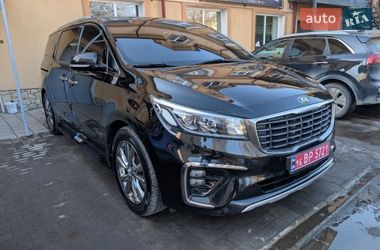 Минивэн Kia Carnival 2018 в Тернополе