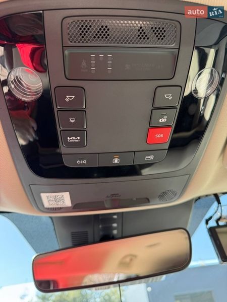 Минивэн Kia Carnival 2023 в Тернополе