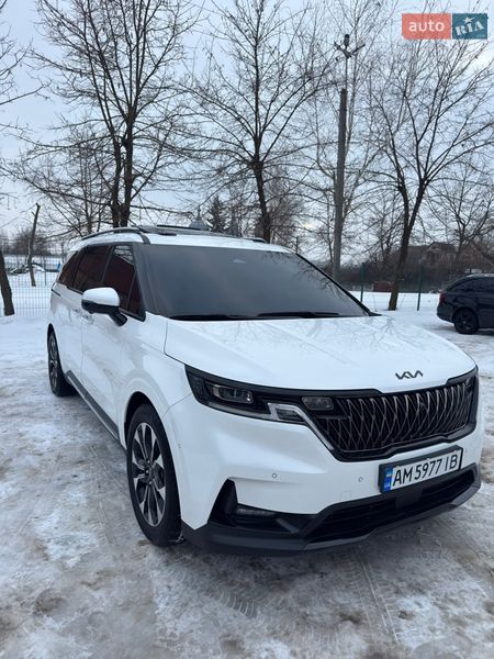 Минивэн Kia Carnival 2023 в Бердичеве