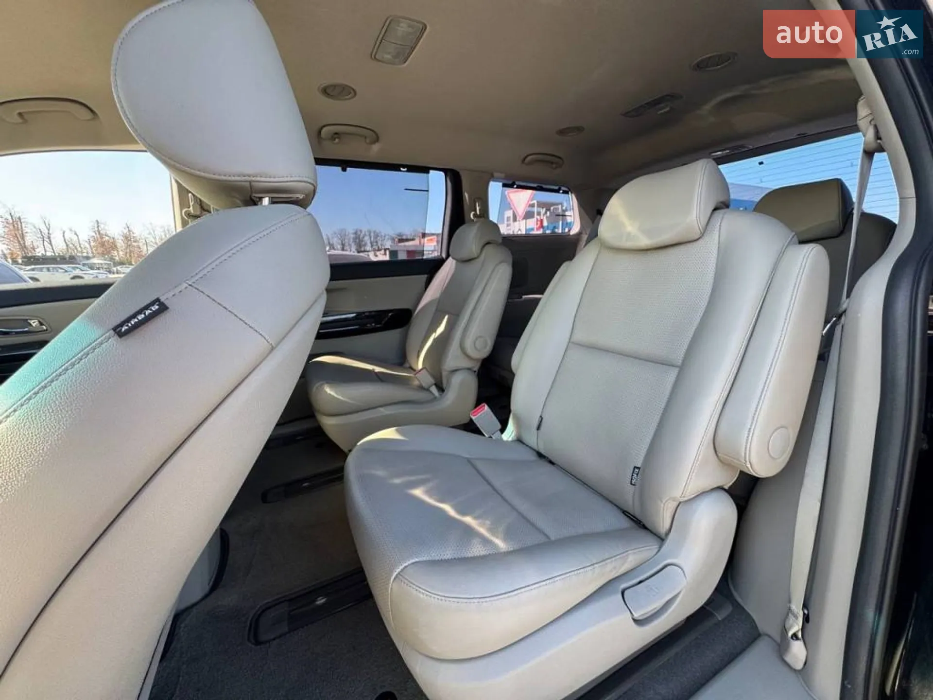 2019 Kia Carnival - мініатюра 27