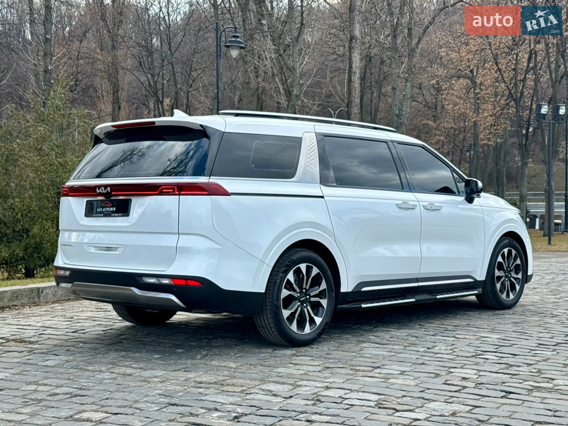 2021 Kia Carnival - мініатюра 10