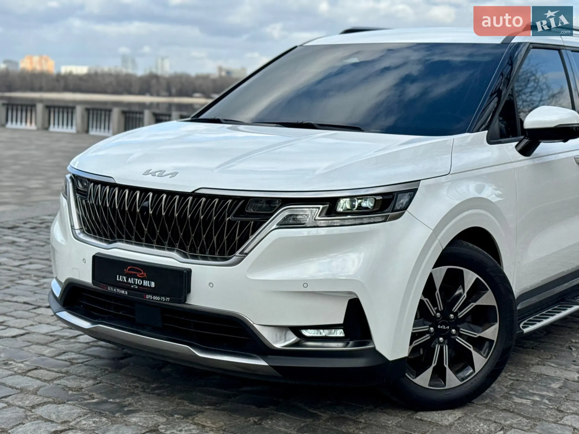 2021 Kia Carnival - мініатюра 16
