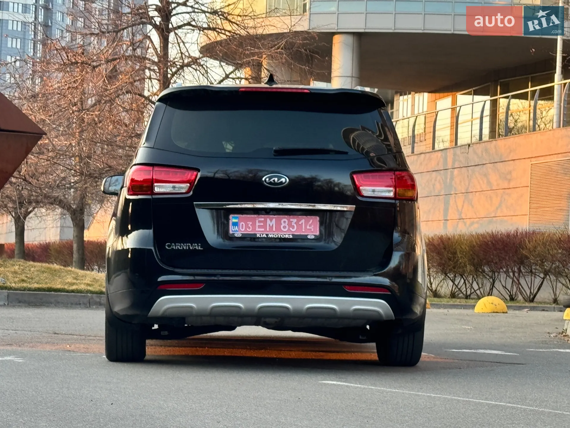 2018 Kia Carnival - мініатюра 11