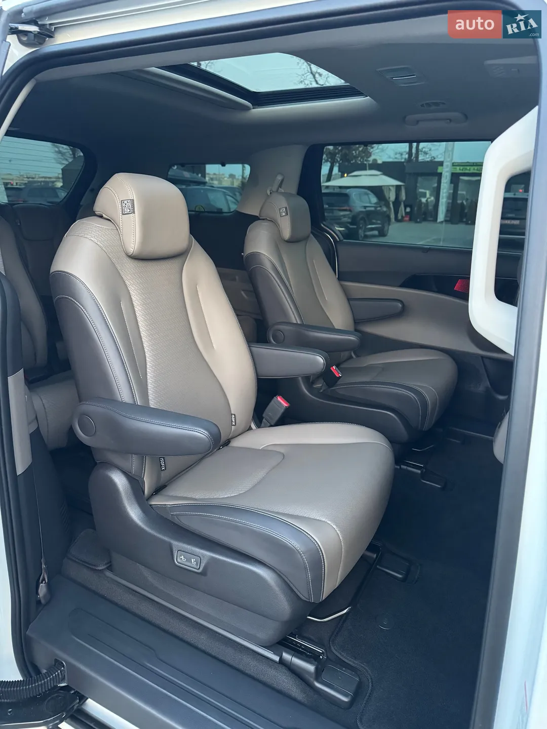 2024 Kia Carnival - мініатюра 23